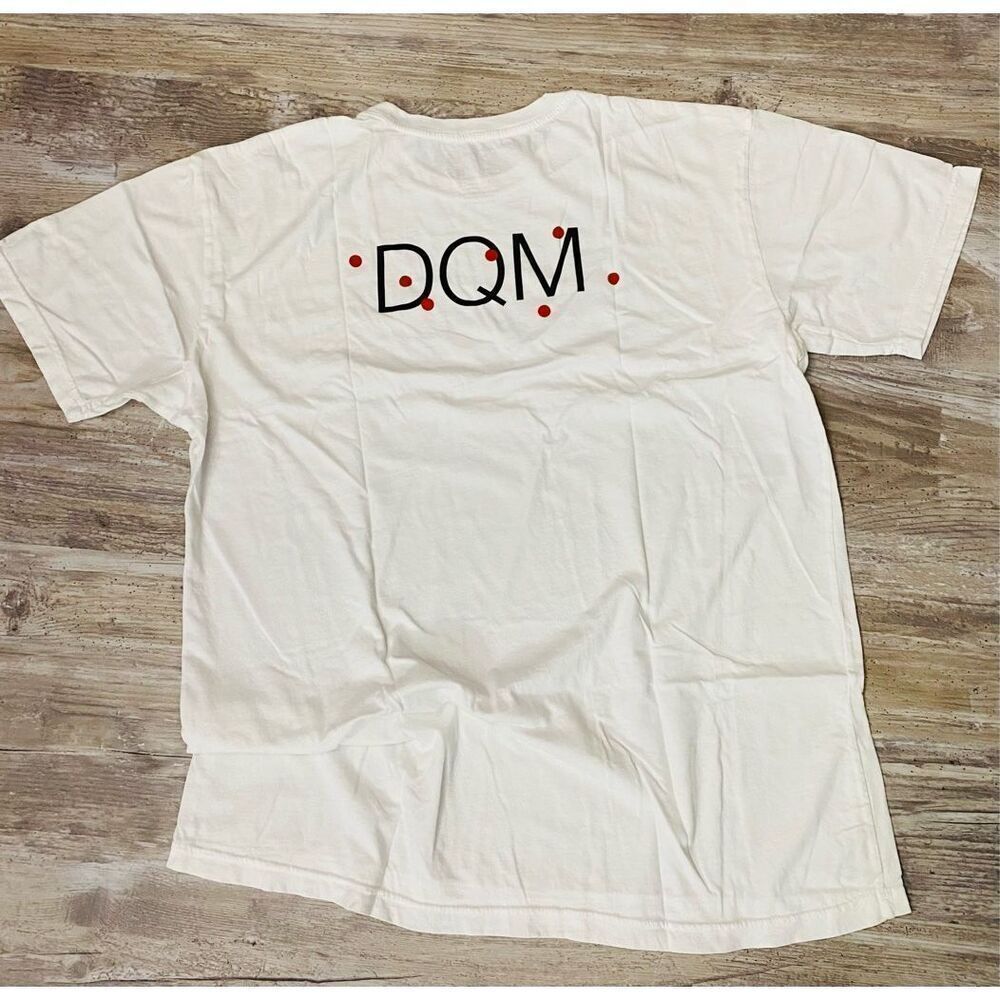 DQM Mens T-shirt Size XL